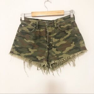 Camo Frayed Hem Women Shorts